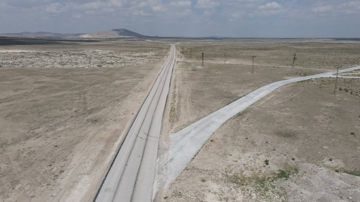 konya-buyuksehirden-cihanbeyliye-19-km-daha-mahalle-yolu-003.jpg