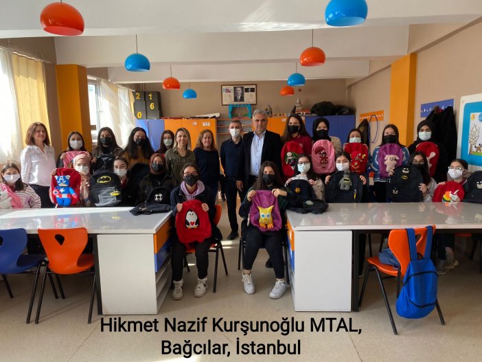 etwinning-projesi-kapsaminda-kadinhani-ilce-milli-egitimin-de-destegiyle-minik-kalplere-umutlar-birlikte-tasindi.jpg