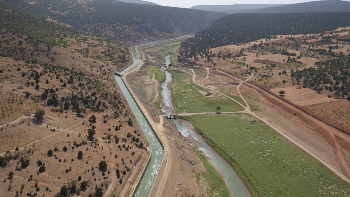 konya-ciftcisi-uretmek-icin-mavi-tunel-ve-hotamis-goletini-bekliyor-003.jpeg