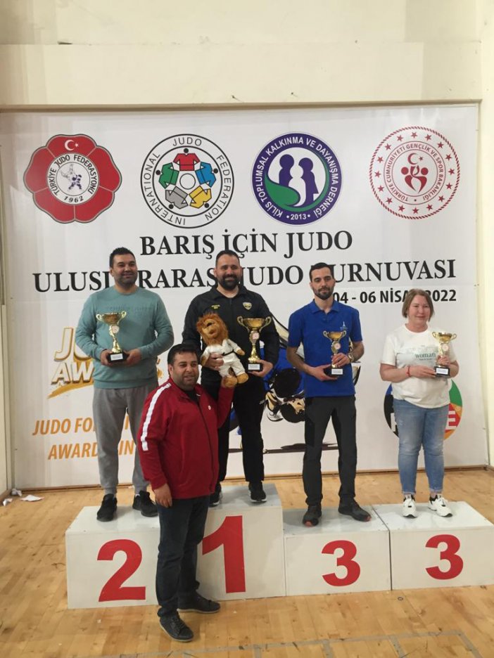 baris-judo-2.jpg