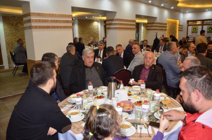 eregli-protokolu-belediye-iftarinda-bulustu-009.jpg