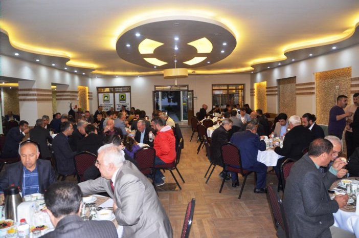 eregli-protokolu-belediye-iftarinda-bulustu-010.jpg