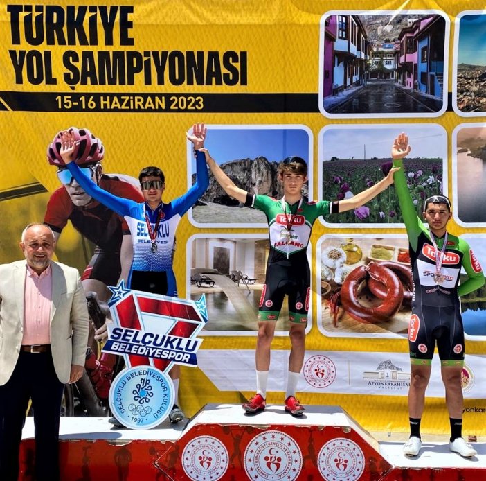 torku-seker-sporlu-pedallar-bisiklet-yol-yarisi-001.jpeg