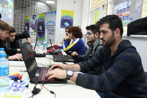 konya’daki-dijital-oyun-gelistiricileri-“global-game-jam”de-bulustu-001.jpg